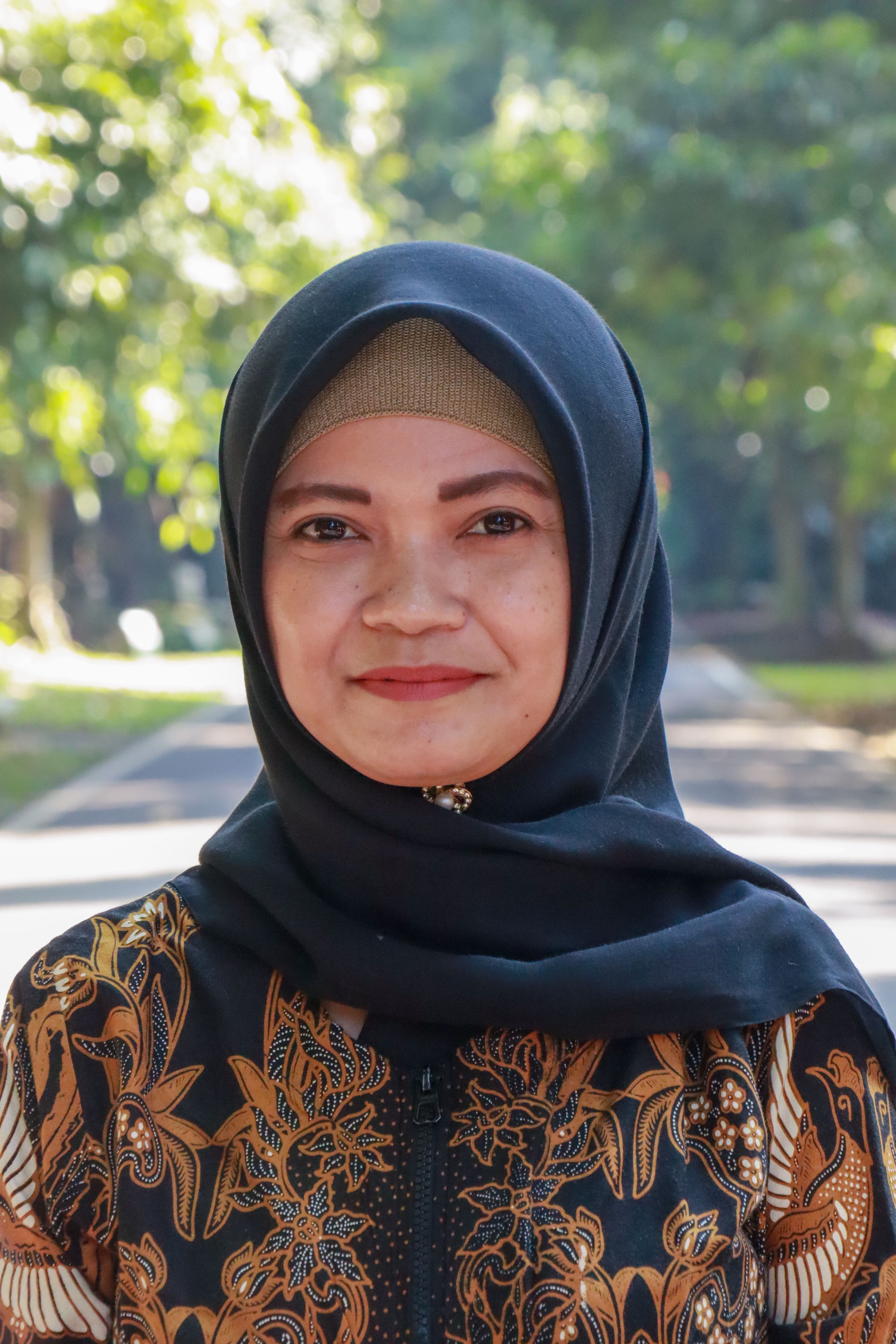 Dr. apt. Lusi Agus Setiani, M.Farm.